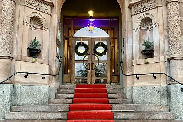 An entrance that appears to be sticking out its tongue at you.